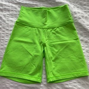 7inch neon green tna biker shorts